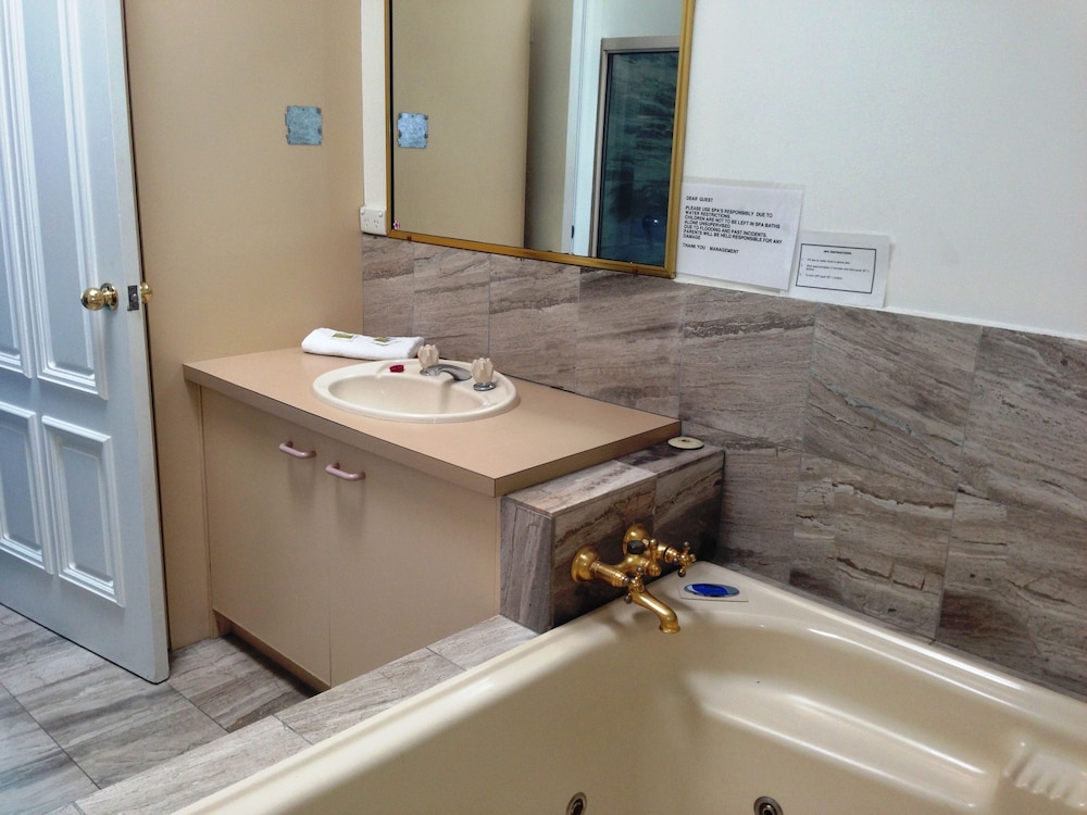 Aquarius Resort Holiday Apartments