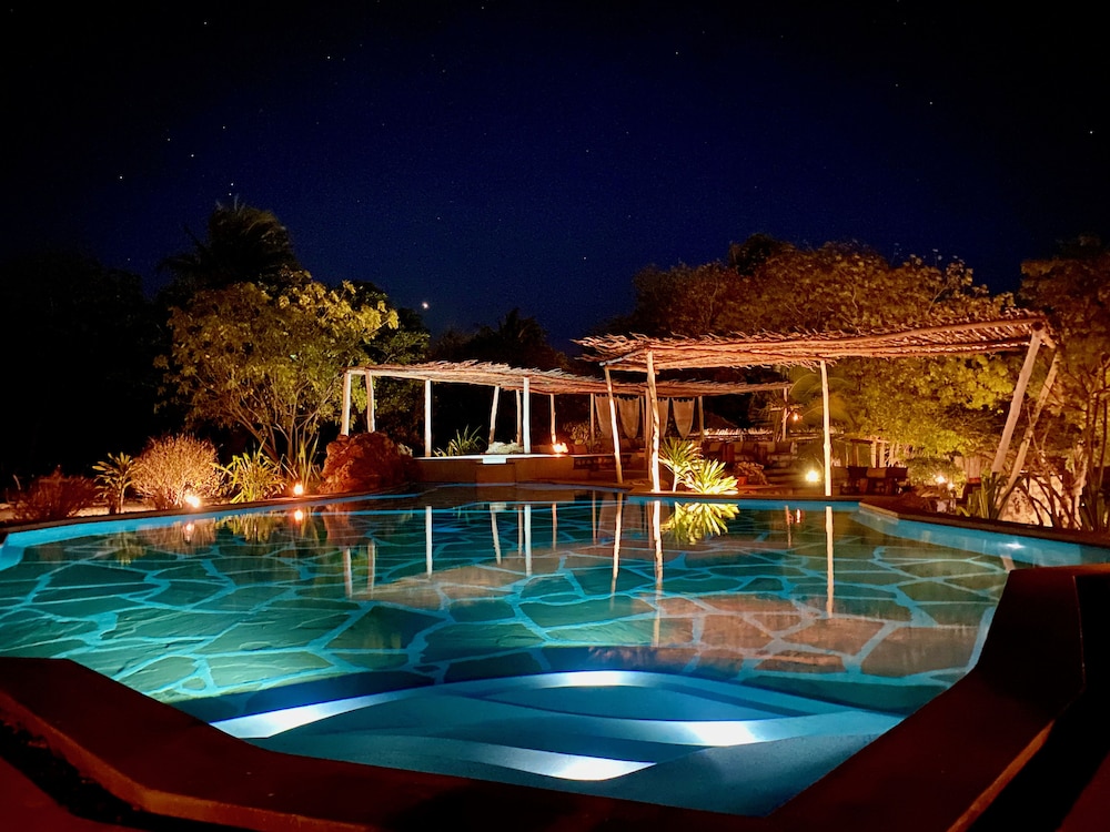 Rock and Sea Resort
