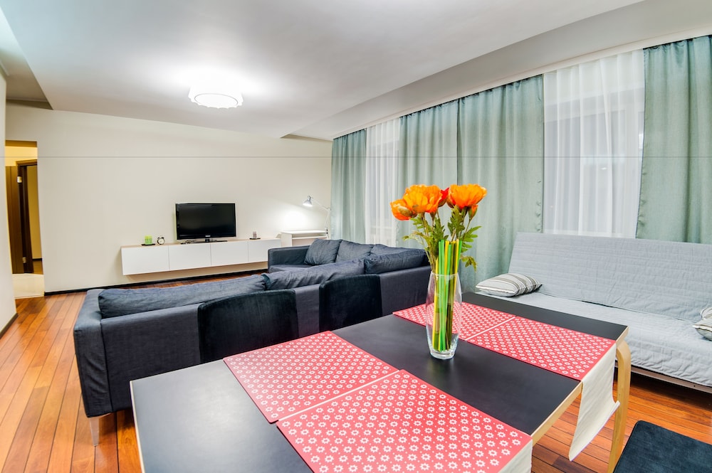 Aura Apartments