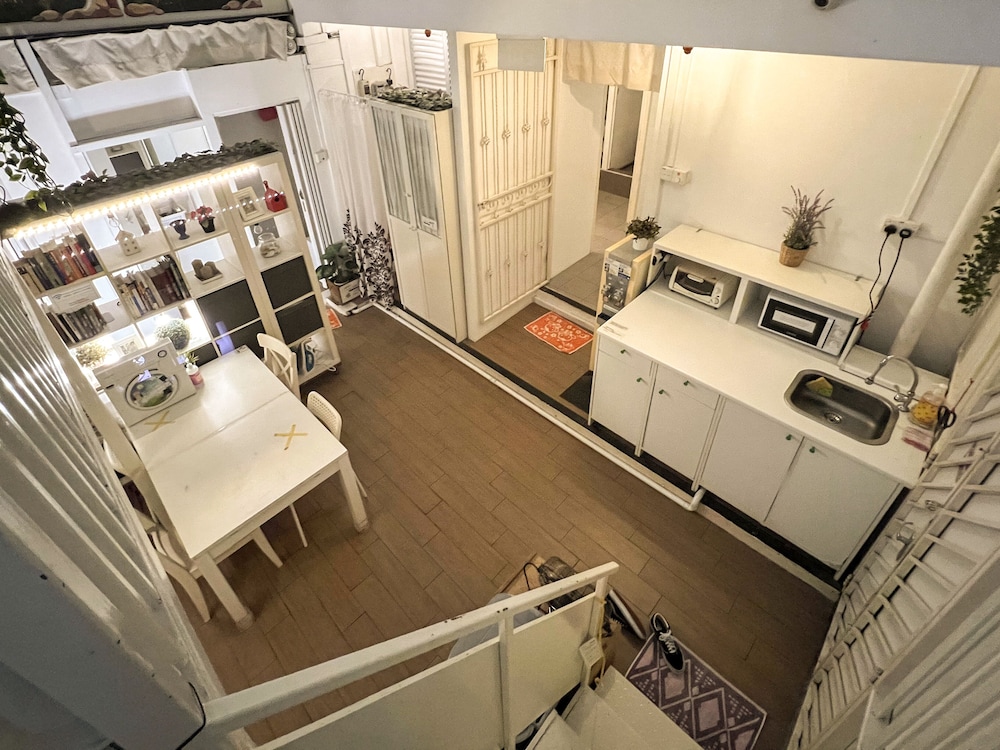 Blanc Inn - Hostel