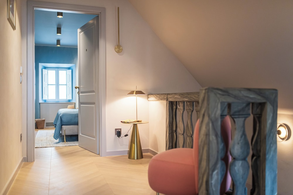 Spindler Luxury rooms by DuHomes