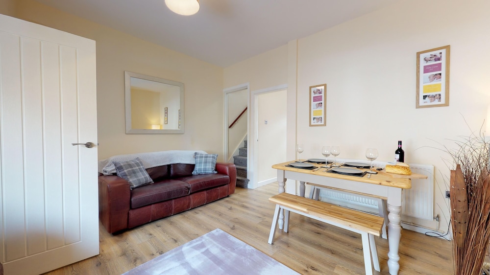 Stayzo Westminster Stylish House Accommodation