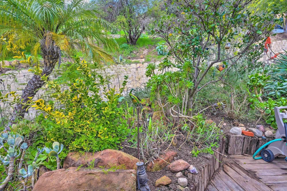 Cozy California Abode Near Malibu Beaches! view 3
