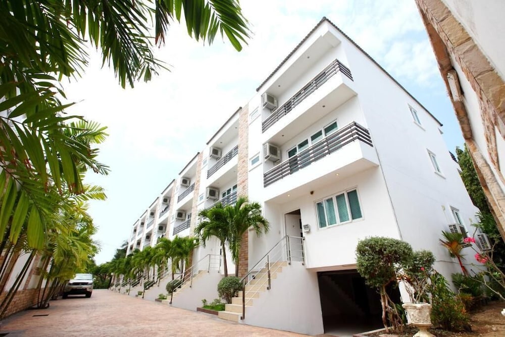 Wongamat Pool Villas By Pattaya Sunny Rentals