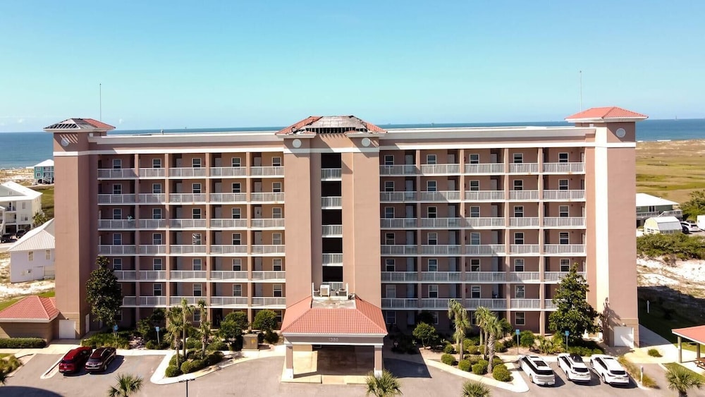 The Dunes 502