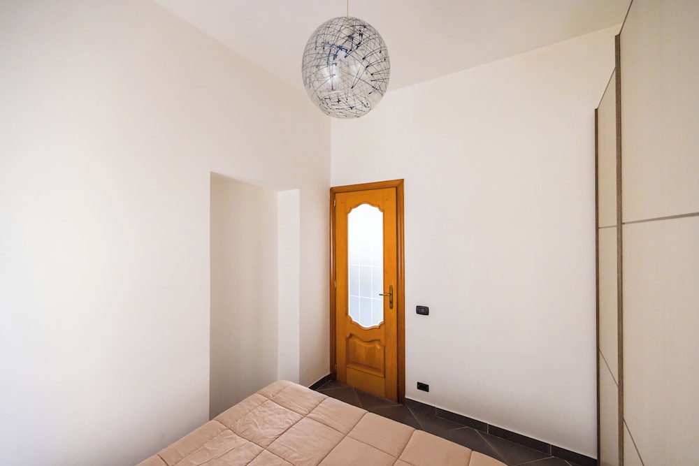 Revolutionary Apartment Near Duomo Station
