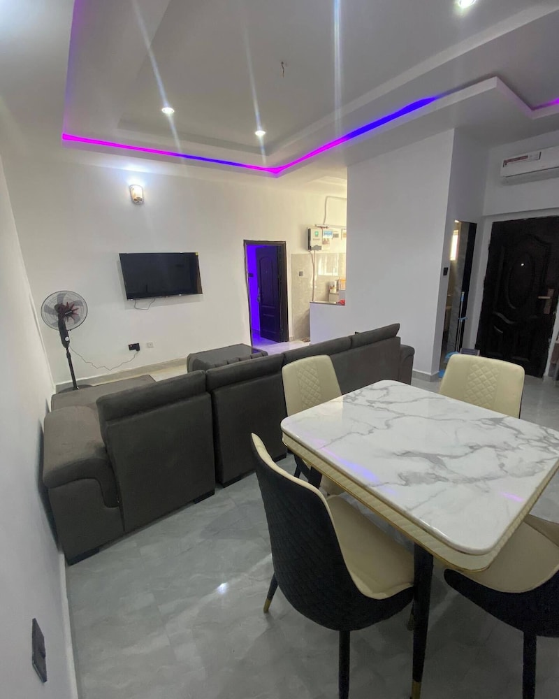 Merryway Apartment