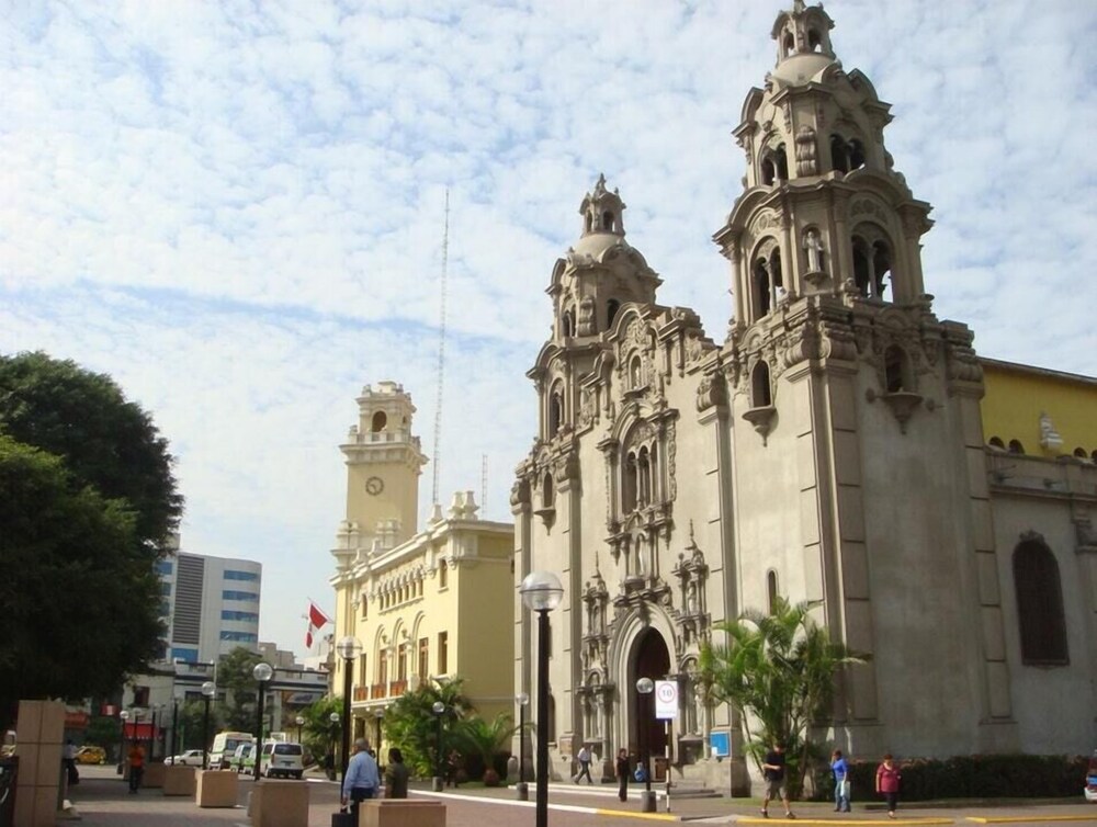 Photo 12