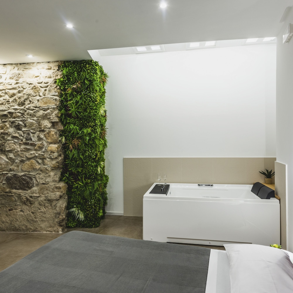 Taormina Center Apartment by Wonderful Italy