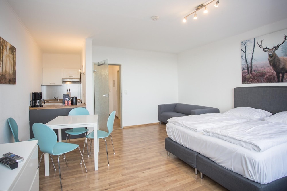 Apartment mit Balkon in Waldnhhe