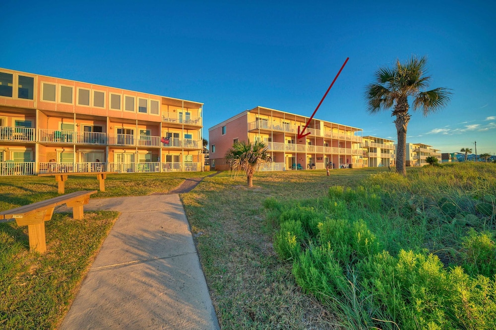 Seaside Escape by Avantstay Ocean View, Pool