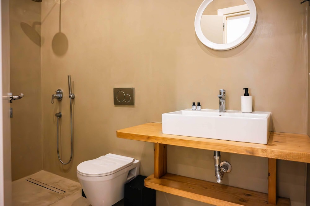 Assyr Getaway - Santorini Cozy Cycladic Retreat