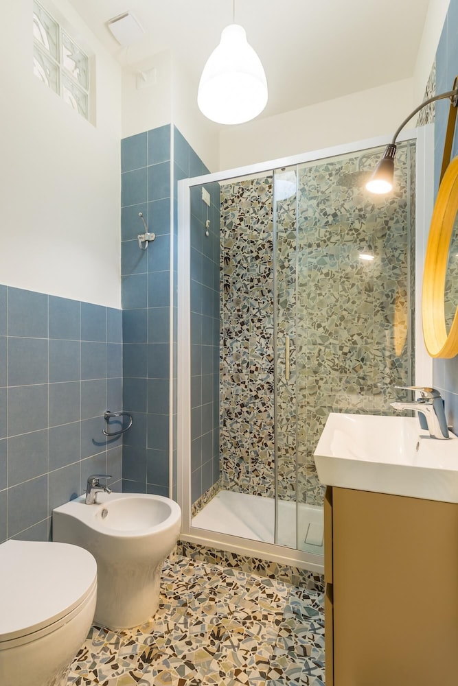 Donna Costanza - Stylish and Panoramic Flat