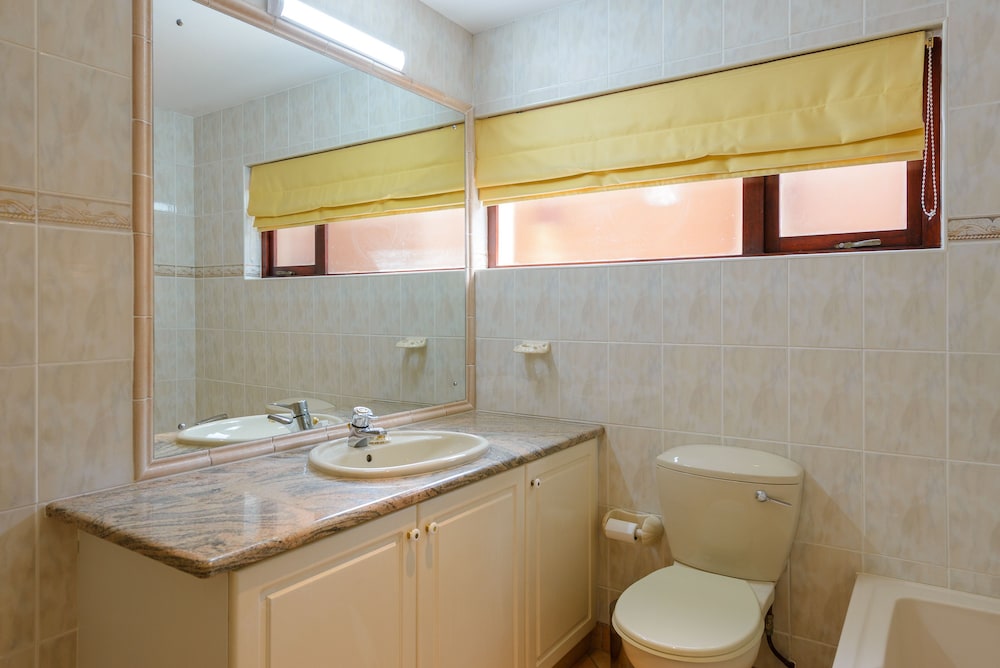 San Lameer Villa Rentals Three Bedroom Luxury 13908