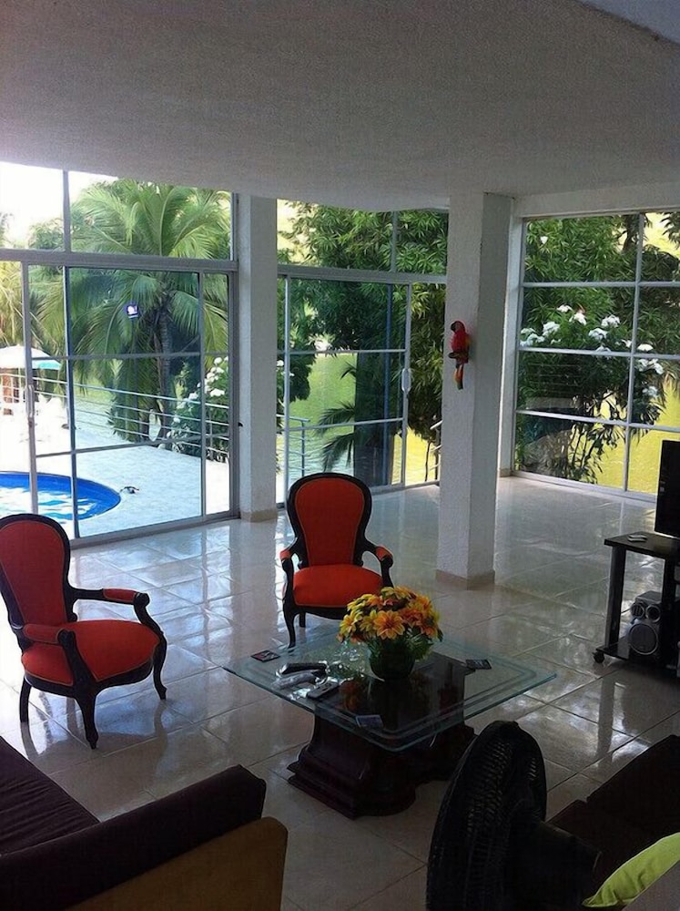 Casa Cristal Floresta