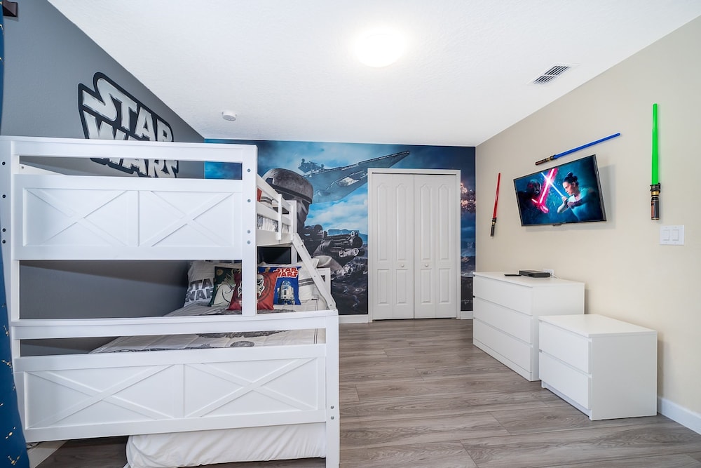 Orlandoasis by Avantstay 8bdr Pool Movie Theater Game Room Resort Access