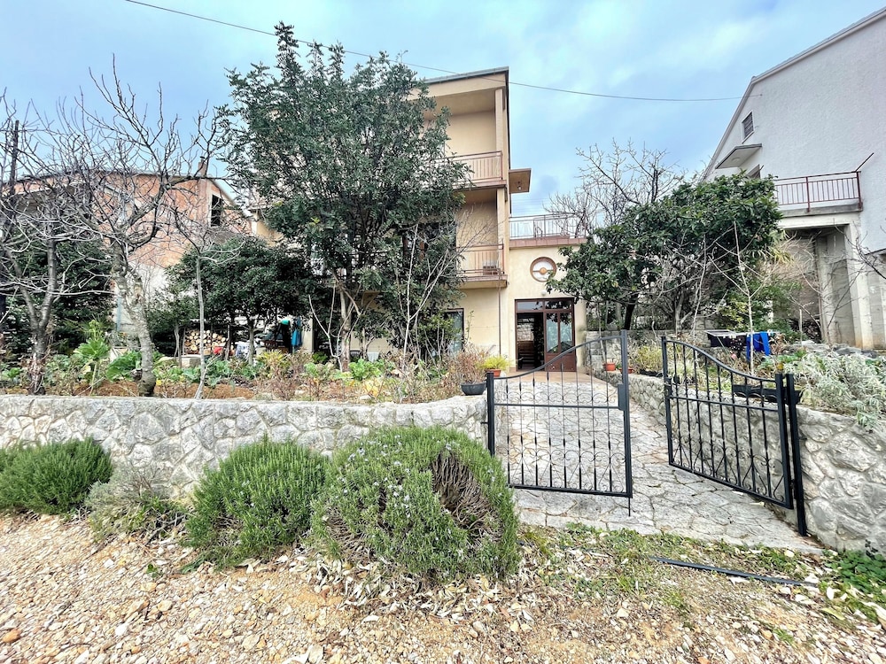 Apartment Niro 2
