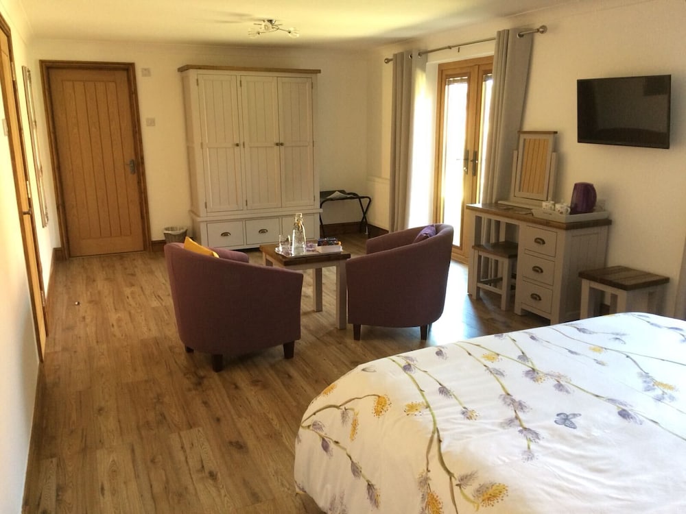Grove Barn Bed and Breakfast view 2