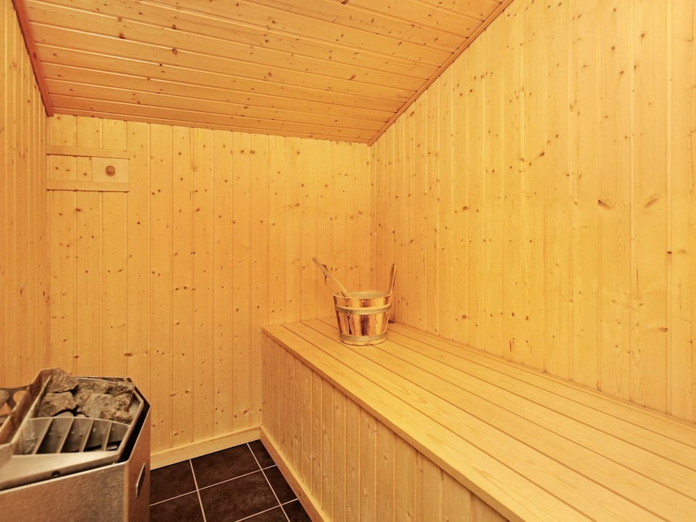 Lovely Holiday Home in Jutland With Sea Nearby view 3