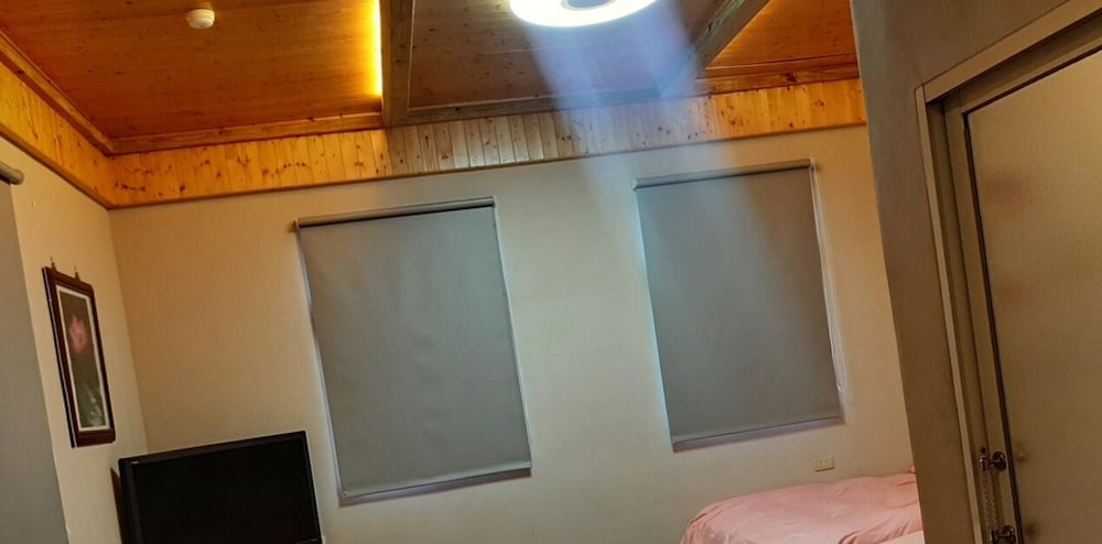 Shuanghui Garden B&B