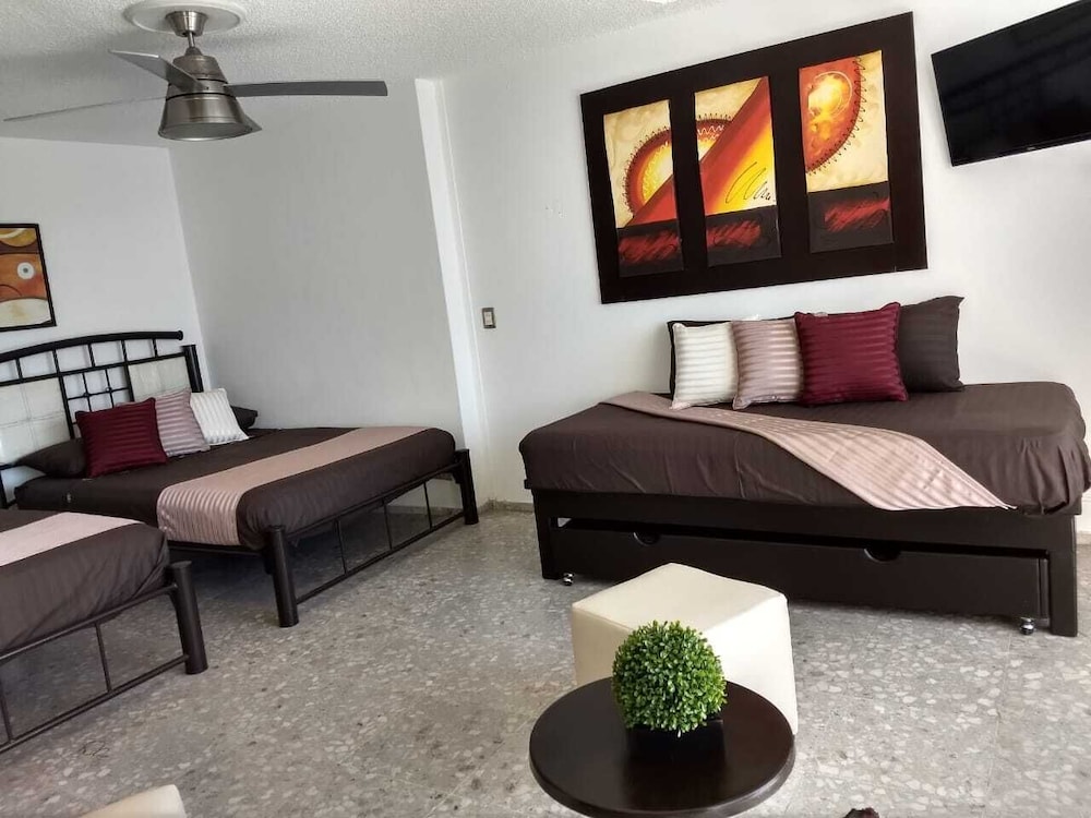 Select Suite Acapulco Twin Towers