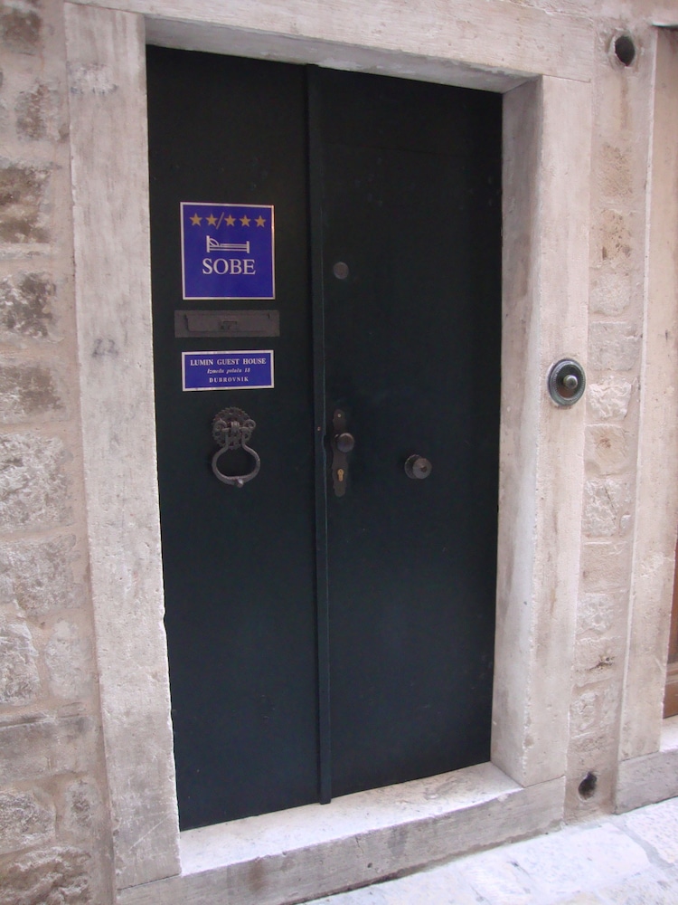Lumin GuestHouse