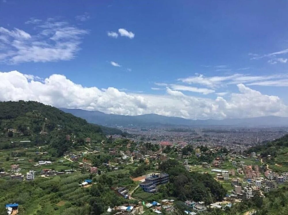 Everest Home Stay Apartment Timal II