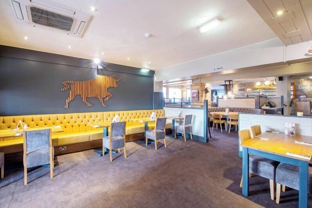 Premier Inn Rotherham East - M18/M1 4