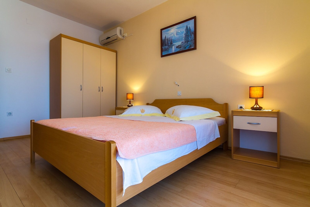 Anđela - 80 m From Beach - A2 view 2