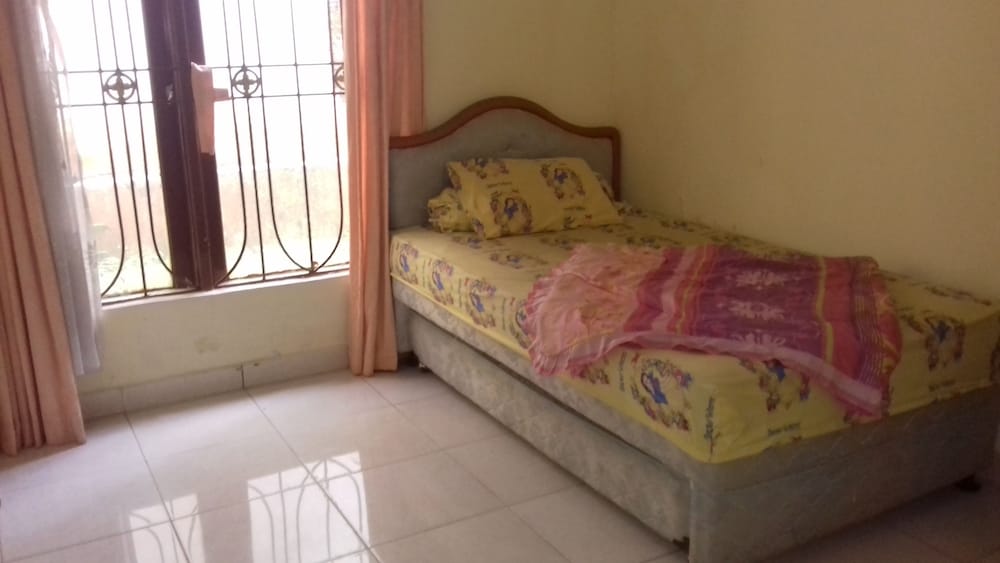 Villa Kota Bunga Semanggi