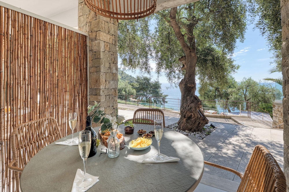 Holiday Resort Balzi Rossi