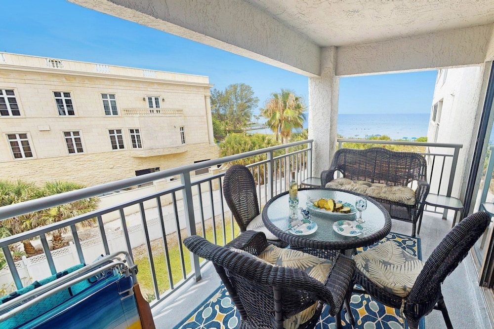 Siesta Sands Beach Resort Gulf View