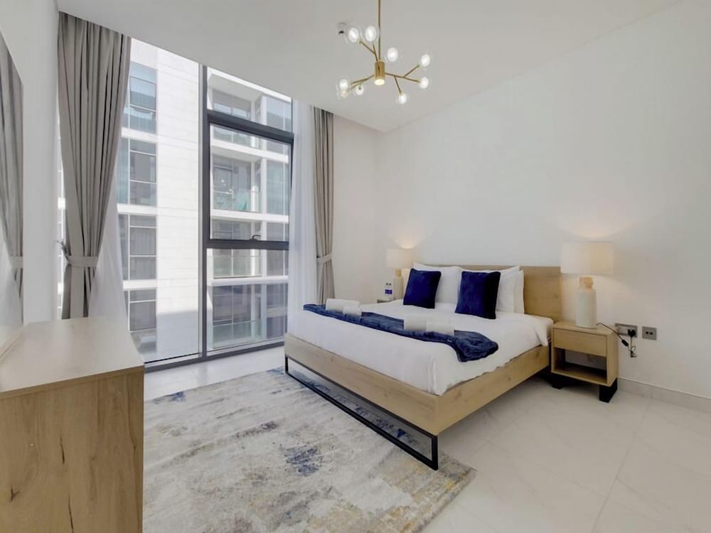 PVH | 1BR Lagoon View District One Residences