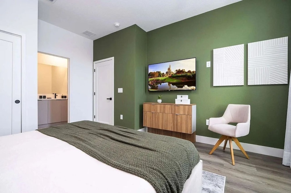 Luxury Villas Collection - Near Parks & Shopping