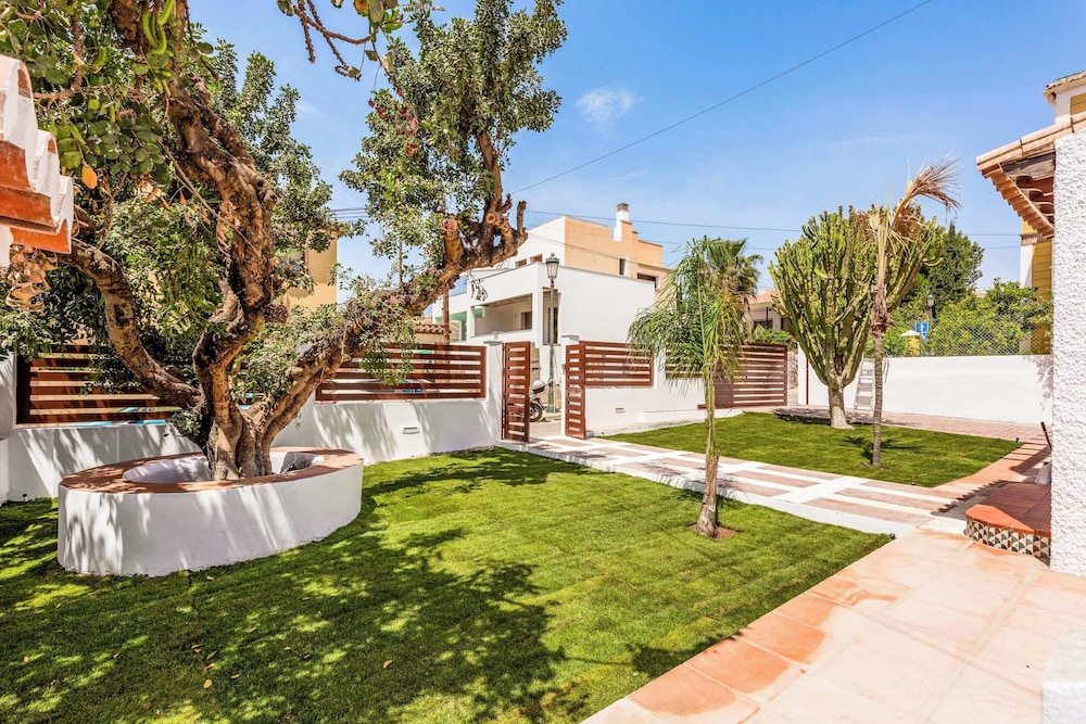 Villa El Algarrobo