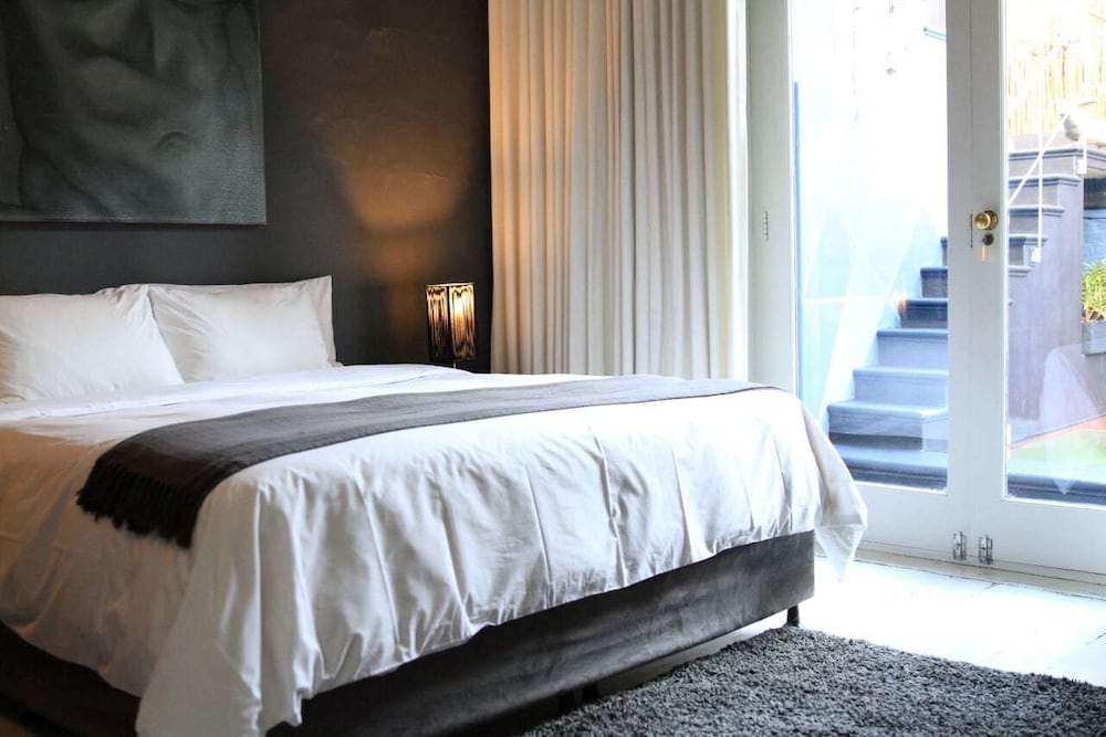 Cactus House Gay Male Guesthouse - Adults Only view 3