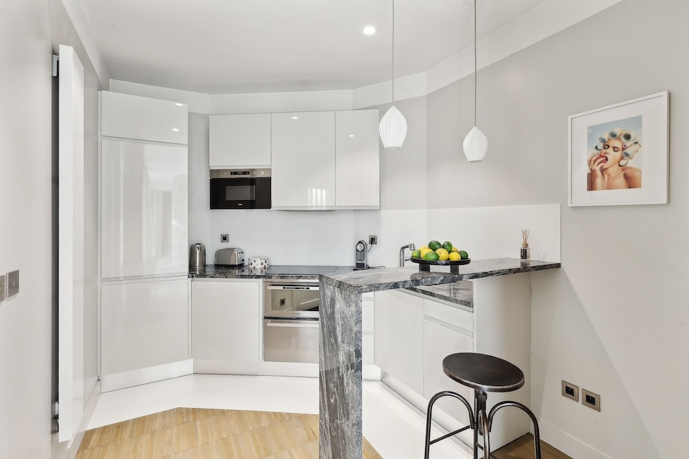 Chic 2BR 2BA near Place des Vosges
