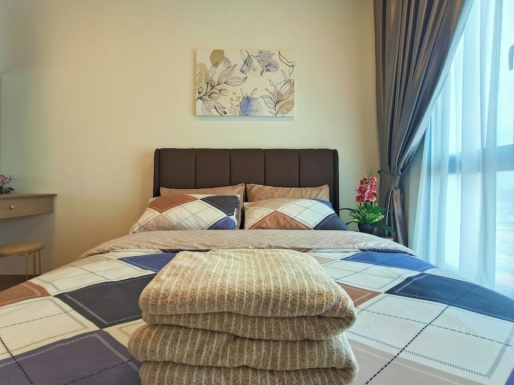 MayaBay Residences Bandar Gamuda Cove