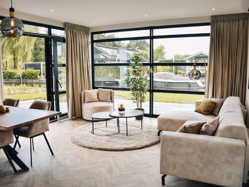 Luxury Waterfront Escape view 3
