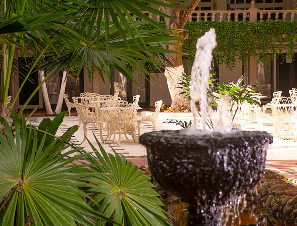 "room in Lodge - Hc-vj Hotel Room Facing The Sea With Pool Air Conditioning And Wifi"