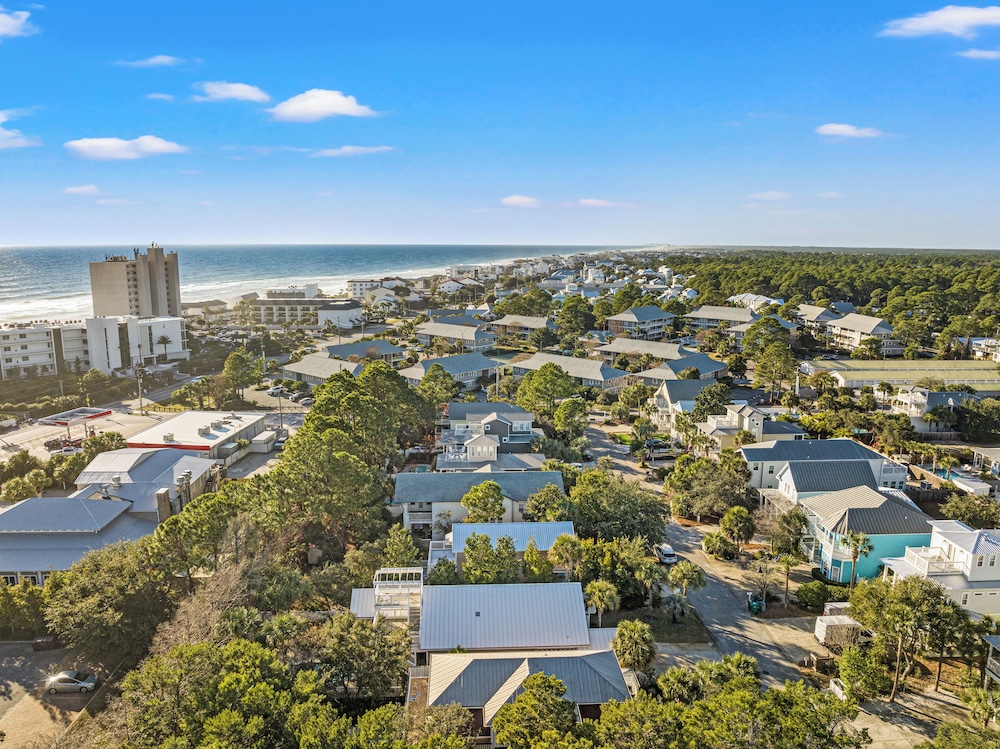 Sugar Sand Retreat 3-bed, 2-bath Beach Getaway With Private Pool, Sleeps 8!