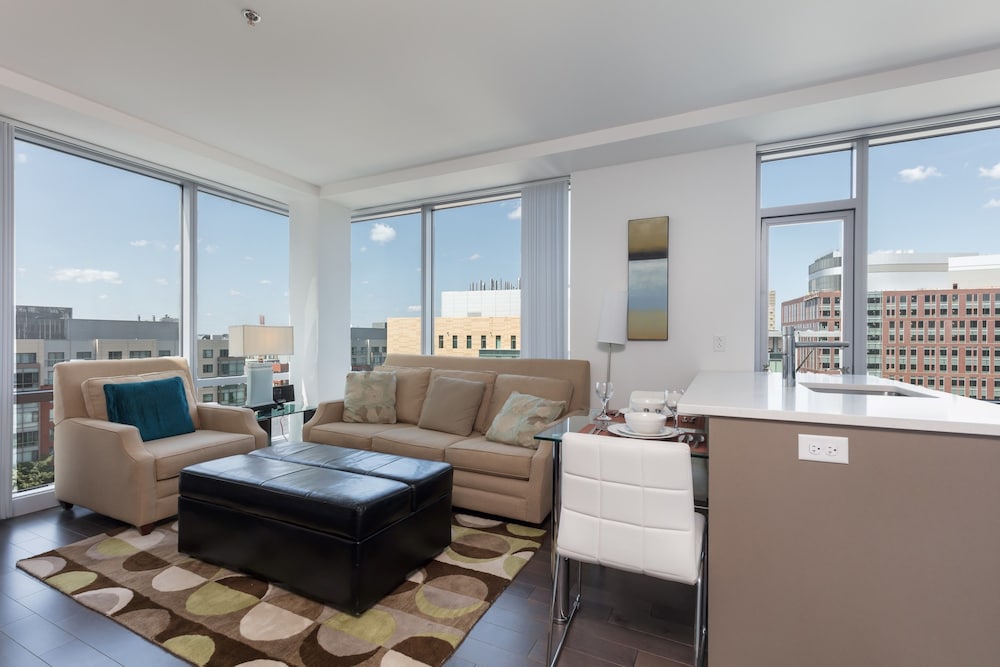 Bluebird Suites in Kendall Square