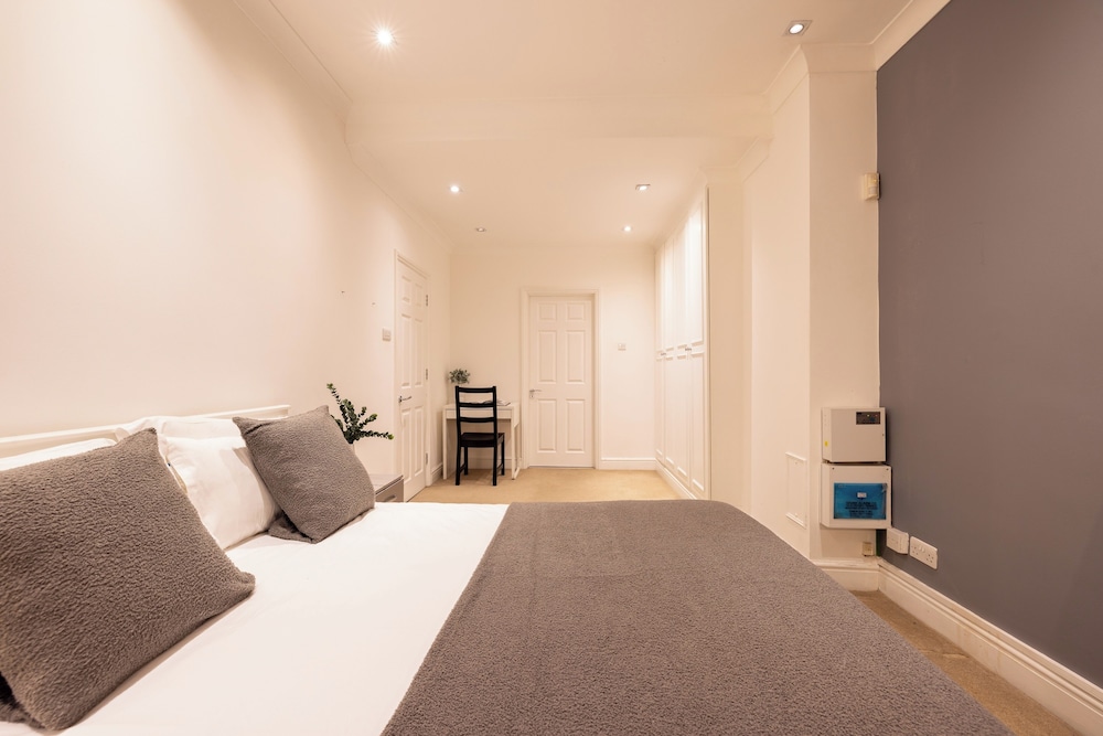 Charming City Retreat in Central London