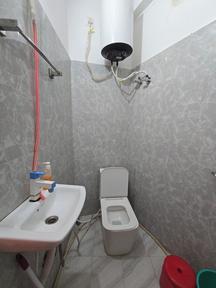 Avadh Dham Guest House