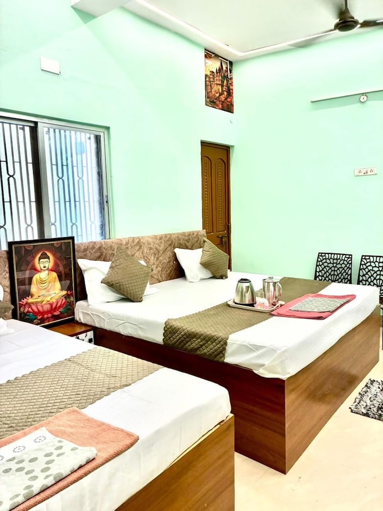 Atharv hotel