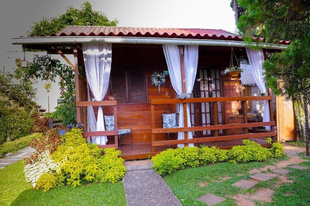 Hotel Pousada do Lago Petrópolis - Image 1