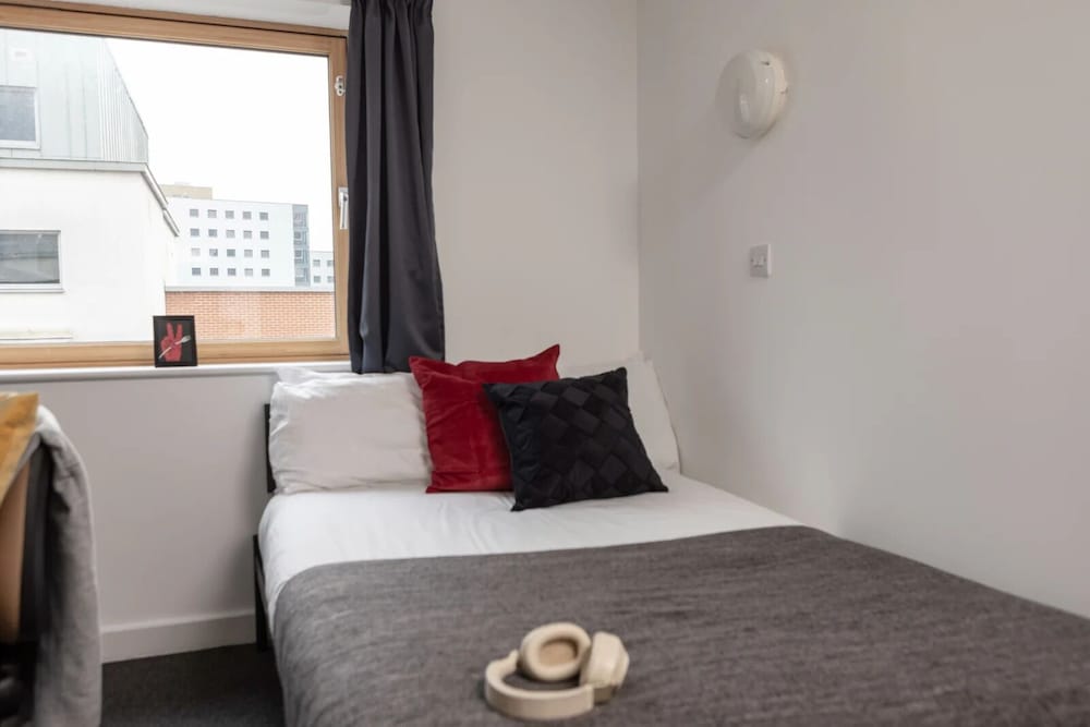 For Students Only Fitzroy Court in Luton
