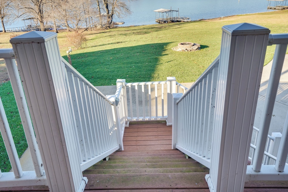 Hot Tub, Dock & Views: Waterfront Home in Cadiz!