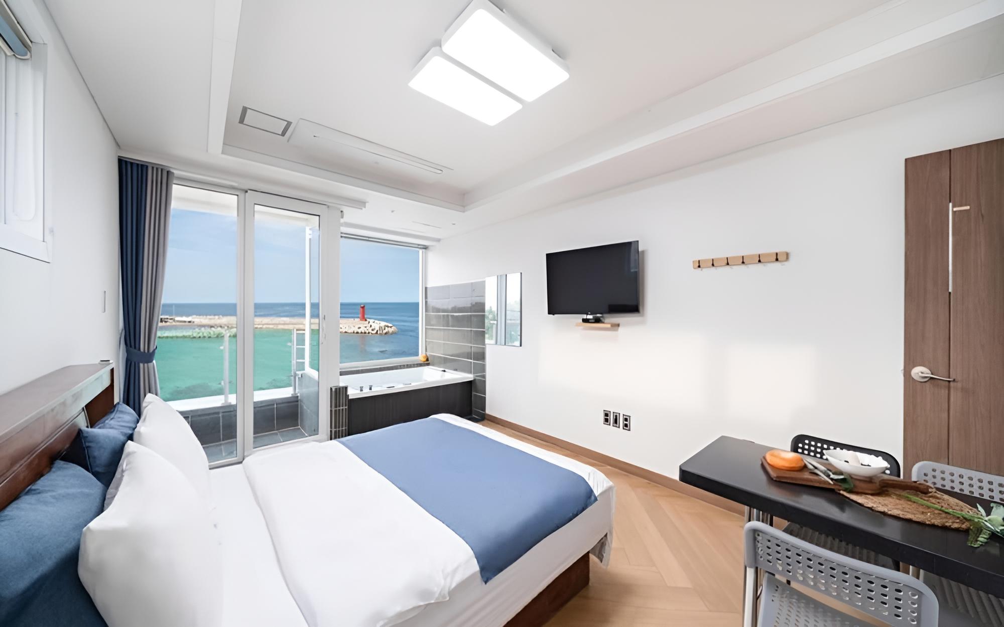 Gangneung Gugu Spa Pension view 4