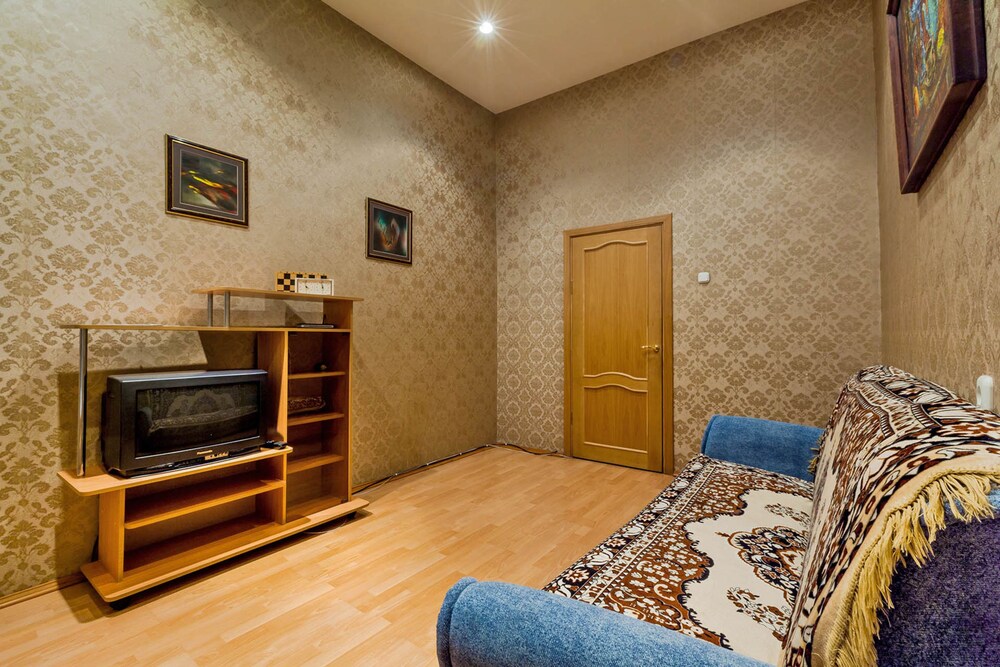 Friends Apartment on Nevsky 79